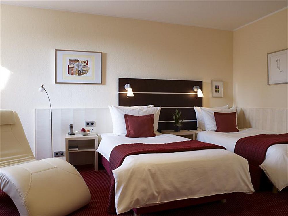 Hotel Uhu Garni โคโลญ ห้อง รูปภาพ